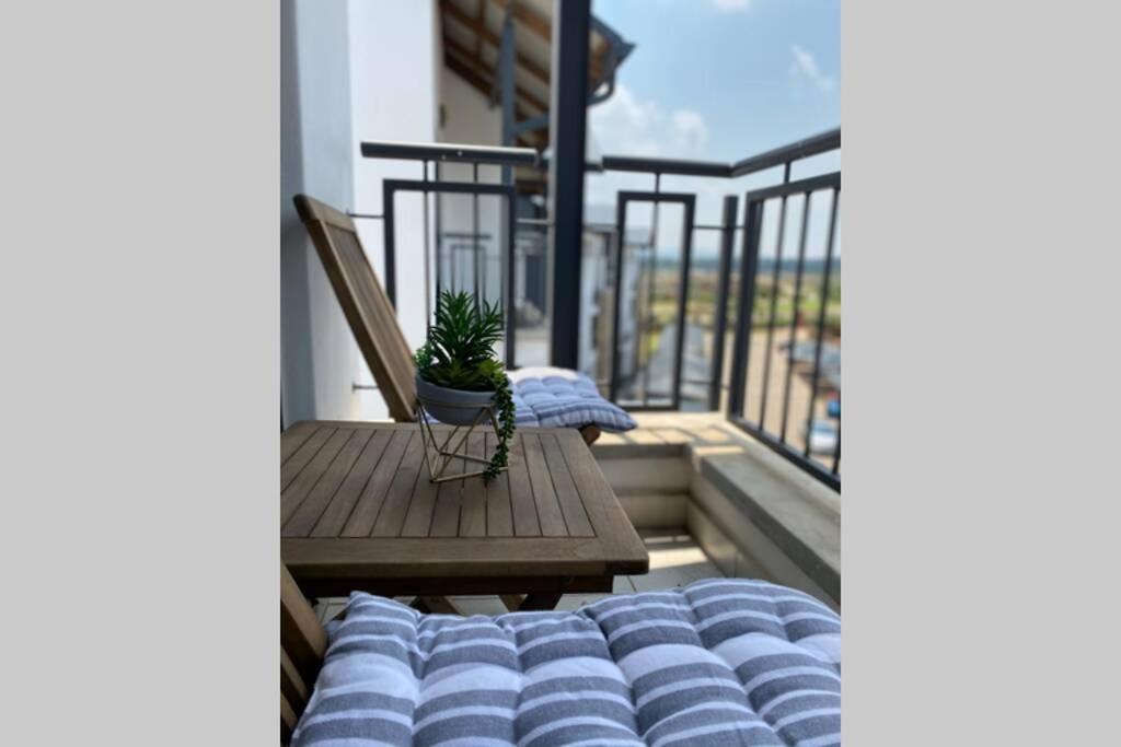 Penthouse 172 At The Blyde Crystal Lagoon Apartment Pretoria-Noord Exterior foto
